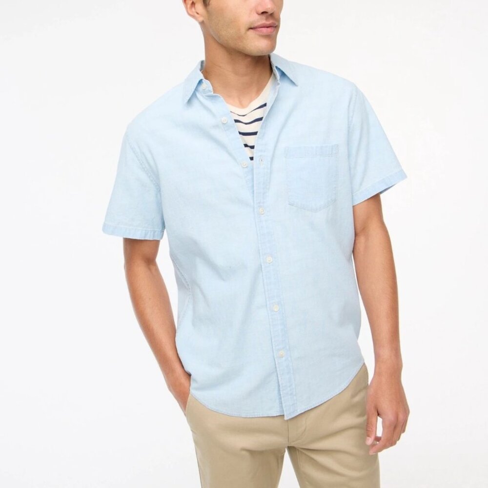 J. CREW Men's EUC Short Sleeve Chambray Button-Down Shirt #L0500 | Size XL